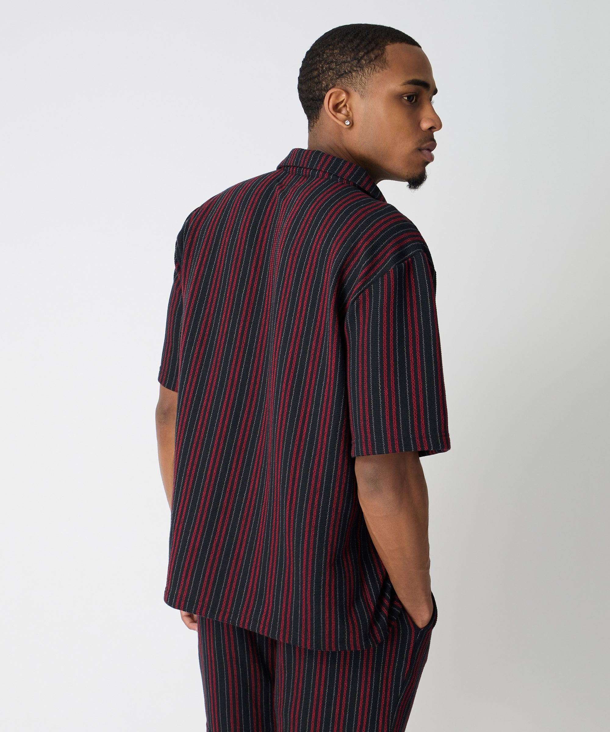 Jacquard Knit Short Sleeve Striped Button Down Shirt - Black - Image 3