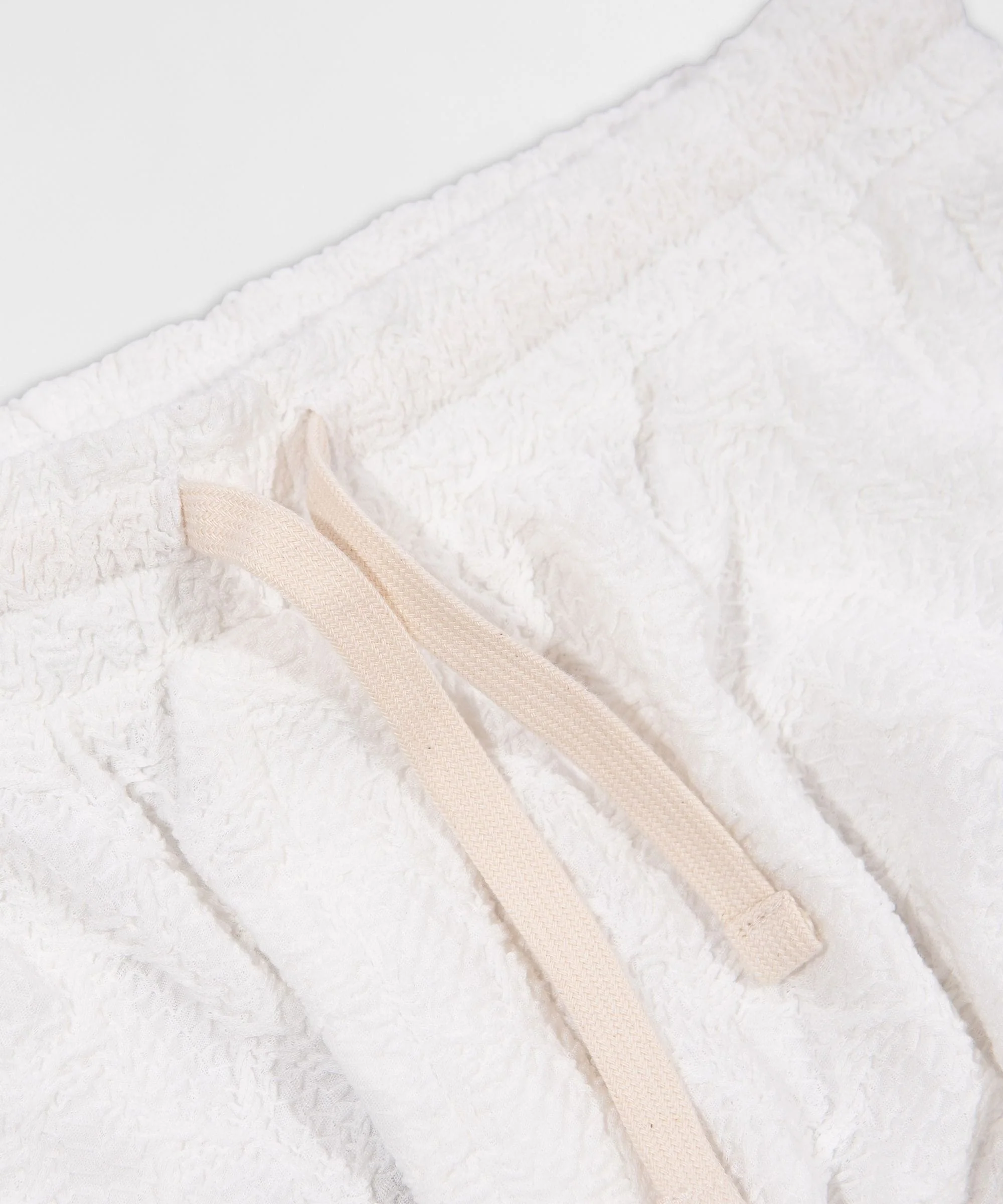 Textured Honey Comb Short - White - Image 3